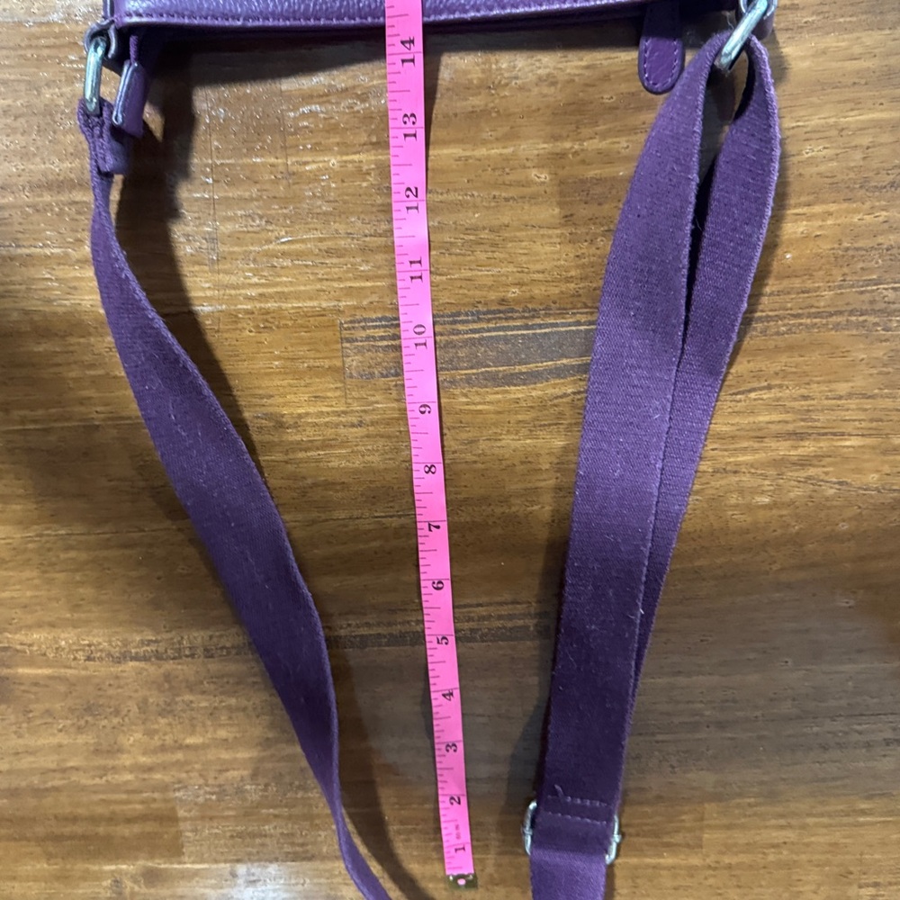 Vintage Purple Leather Crossbody Bag - Picture 10 of 12